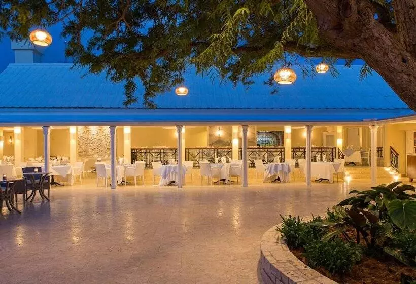 هتل Curtain Bluff All Inclusive