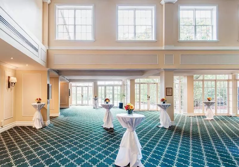 Hotel Intercontinental Sanctuary Cove Resort, An Ihg