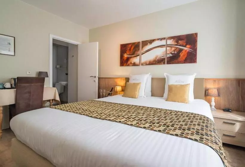 בית מלון כפרי Es Maraboe