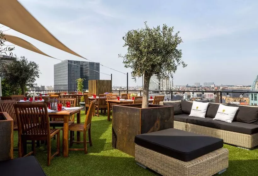 فندق NH Collection Brussels Centre