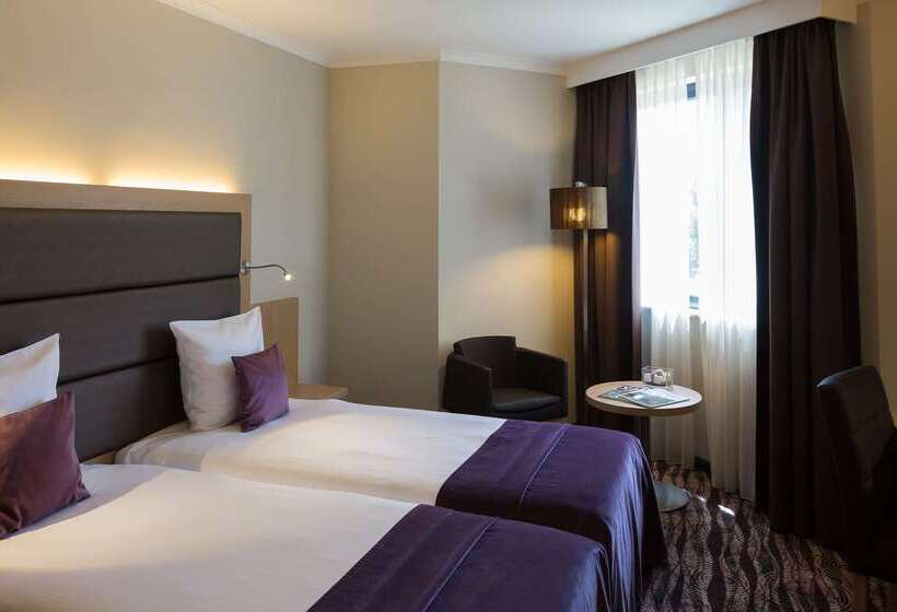 בית מלון כפרי Restaurant Van Der Valk Nivelles Sud