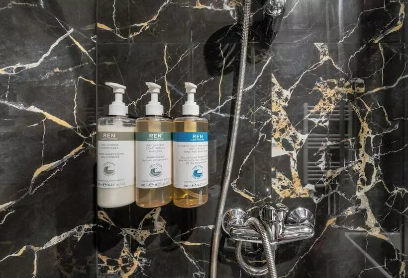 هتل Numa | Scoop Rooms & Apartments