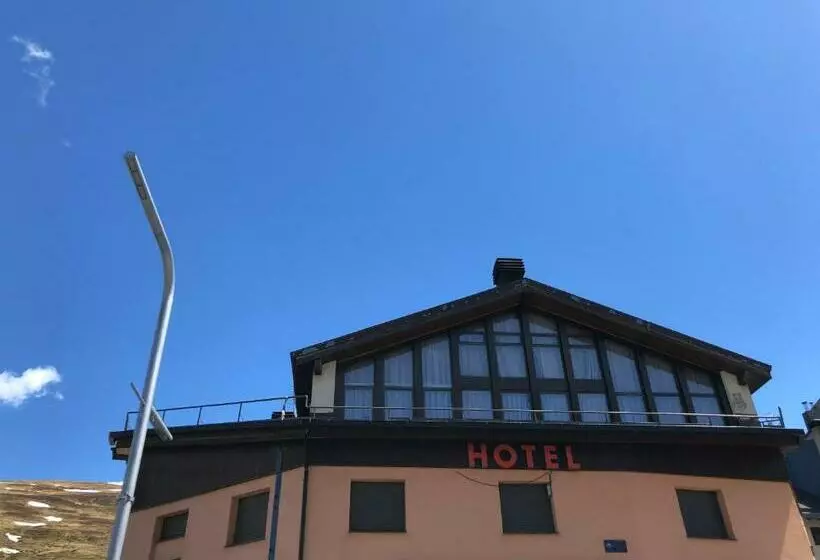 Hotelli Refugi Dels Isards