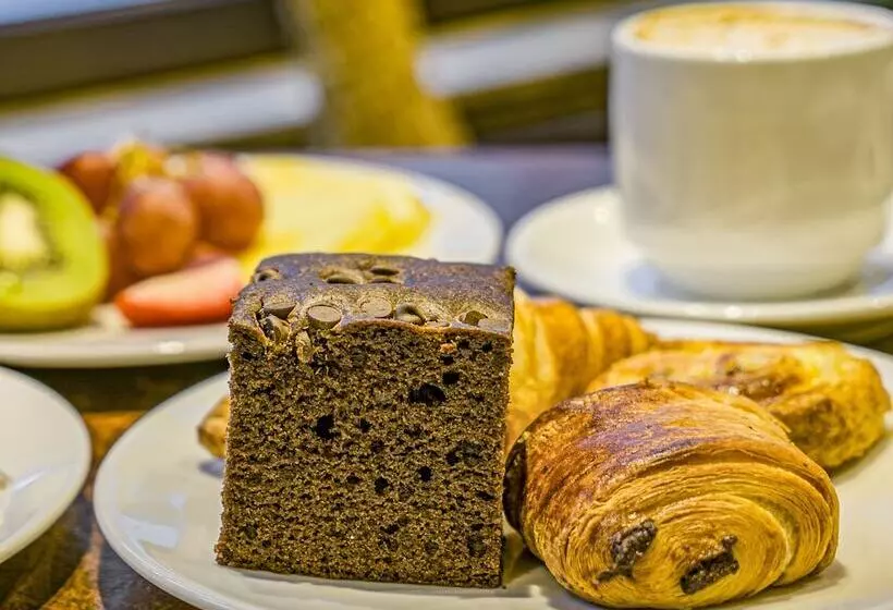 Roc Blanc Hotel & Spa