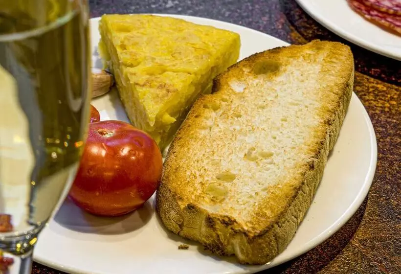 Roc Blanc Hotel & Spa