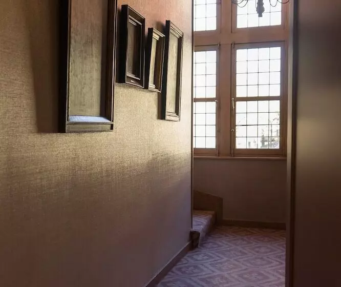 Резиденция Duc De Bourgogne