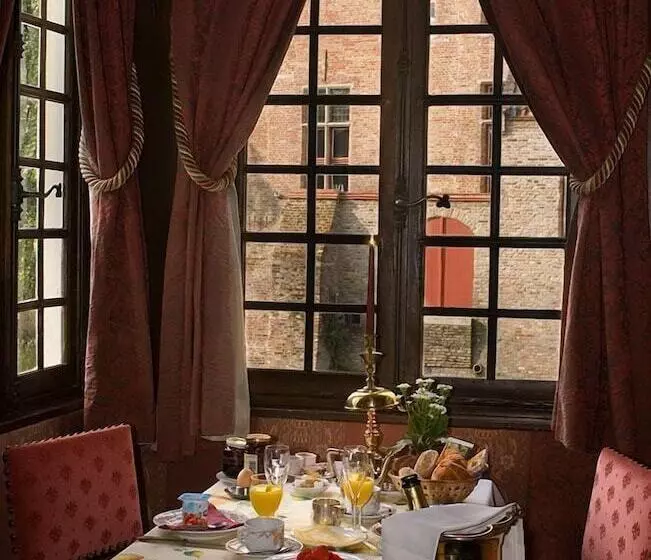 Резиденция Duc De Bourgogne