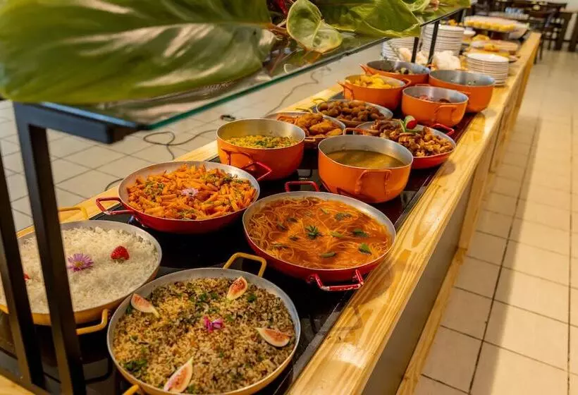 Отель Eldorado Atibaia Eco Resort