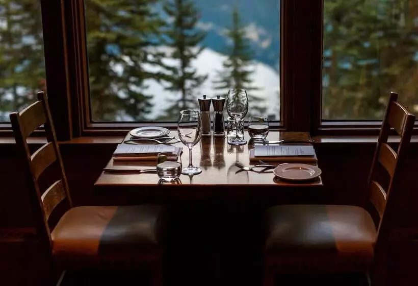 Hotel Emerald Lake Lodge