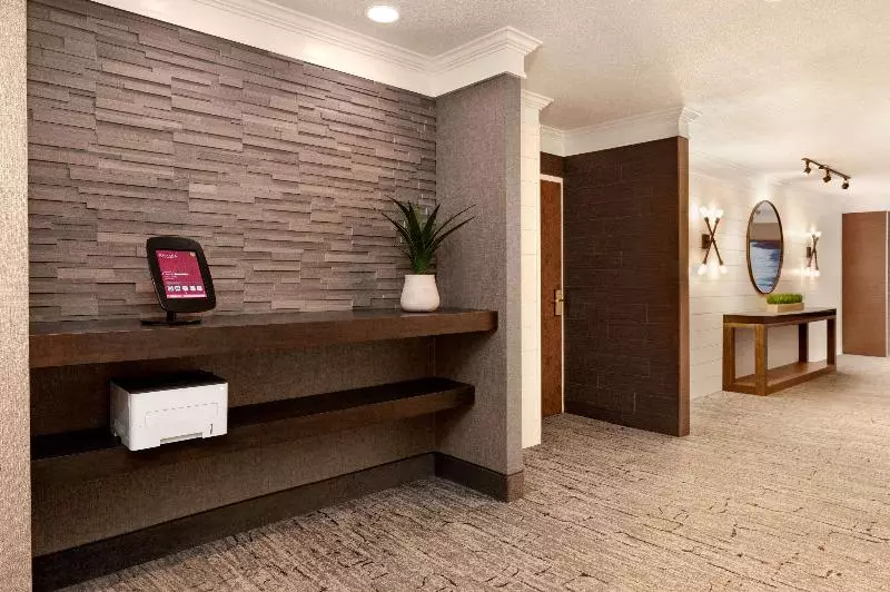 Szálloda Ramada By Wyndham Cornwall