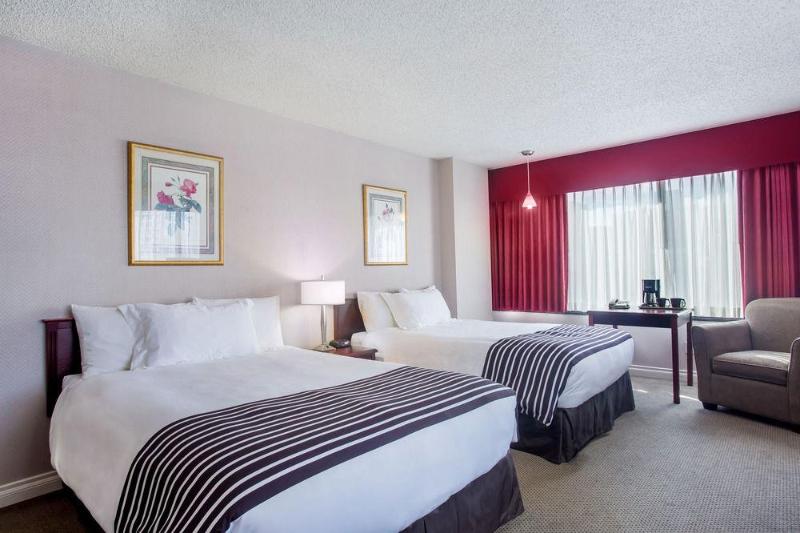 هتل Sandman Signature Calgary Downtown