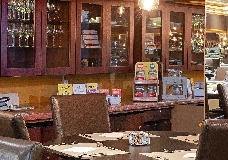 ホテル Slaviero Curitiba Centro