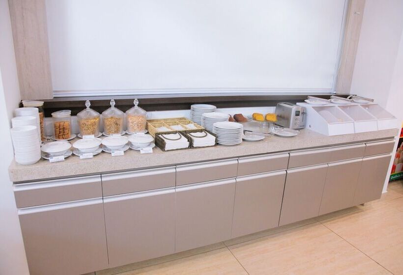 هتل Slim Pajuçara By Tropicalis