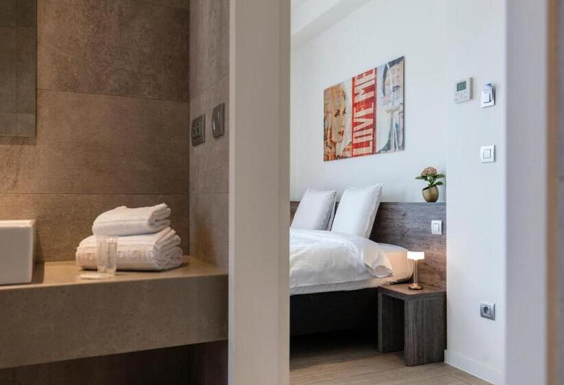 هتل The Market By Park