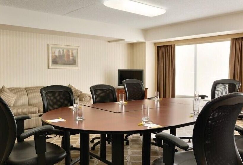 Hotelli Border Inn And Suites Lloydminster