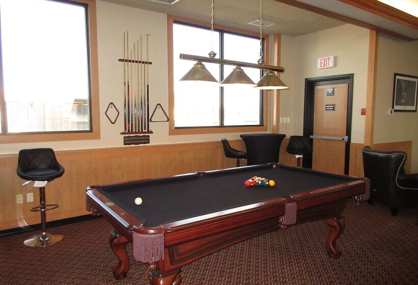 Hotelli Border Inn And Suites Lloydminster