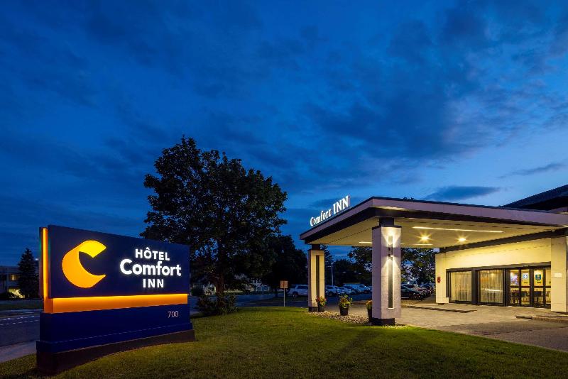 فندق Comfort Inn Montreal Aeroport