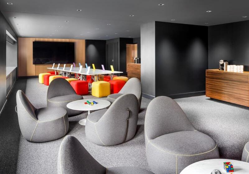 هتل Fairmont The Queen Elizabeth