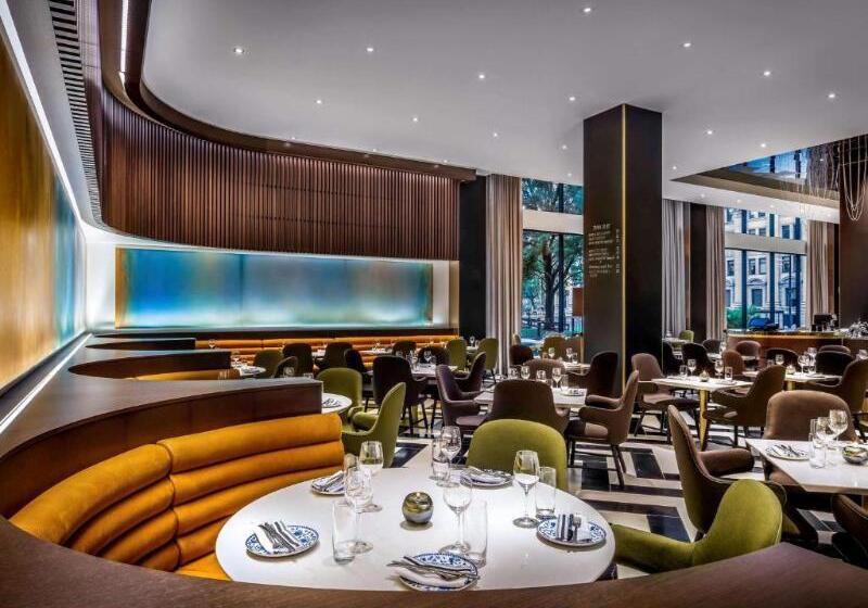 هتل Fairmont The Queen Elizabeth