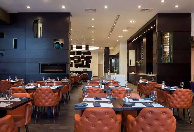 酒店 Hilton Toronto/markham Suites Conference Centre & Spa