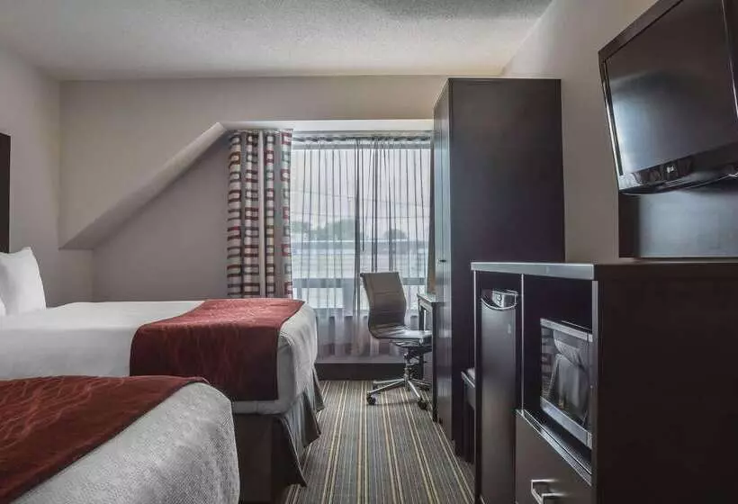 בית מלון כפרי Quality Inn