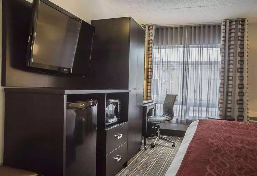 בית מלון כפרי Quality Inn