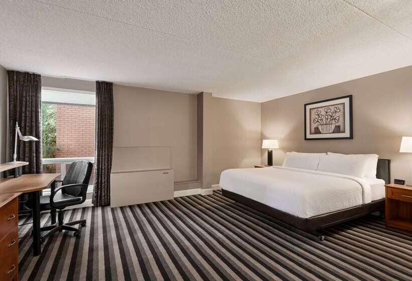 Royal Hotel Regina, Trademark Collection By Wyndham