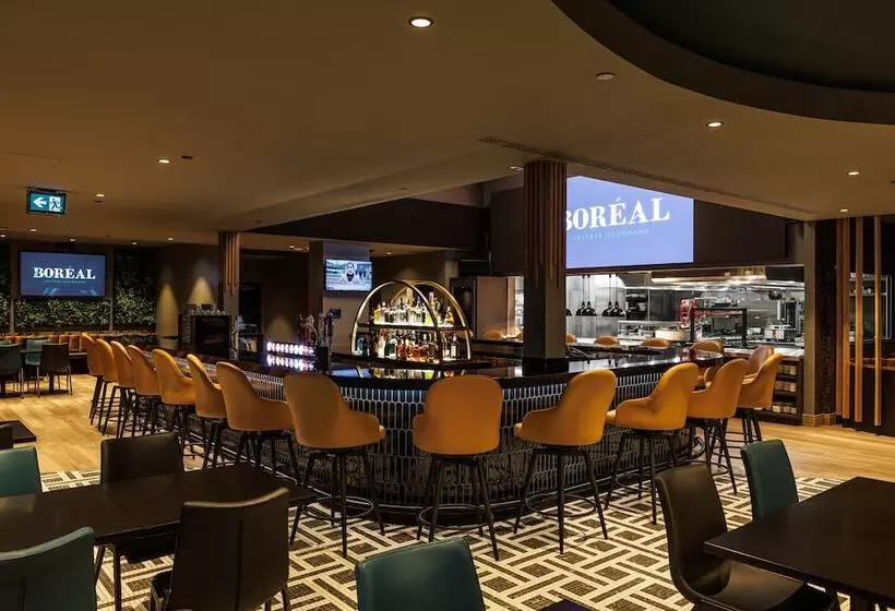 Отель Universel, Centre De Congres Riviereduloup