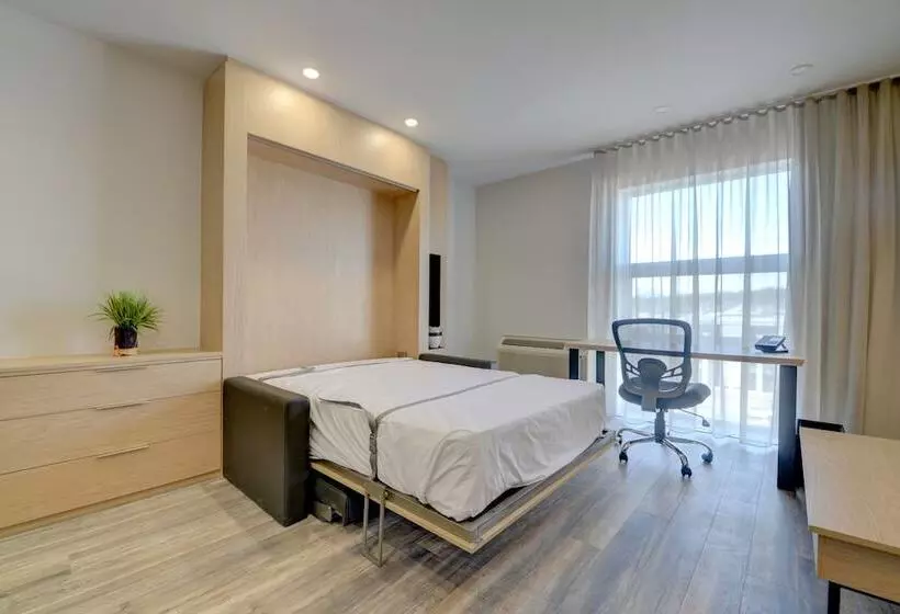 Отель Universel, Centre De Congres Riviereduloup