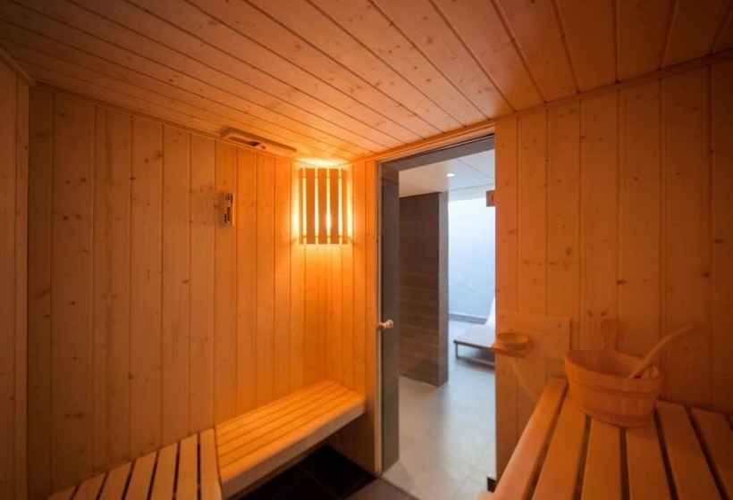 호텔 Agora Swiss Night By Fassbind