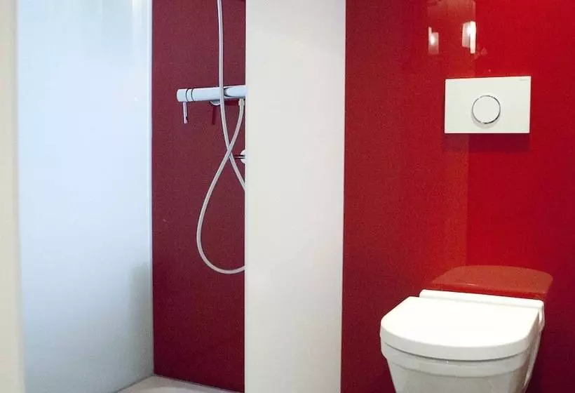 Szálloda Agora Swiss Night By Fassbind