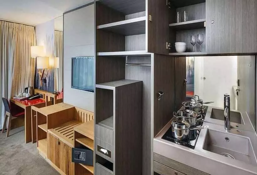 Szálloda Agora Swiss Night By Fassbind