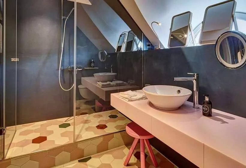 ホテル Anker Luzern