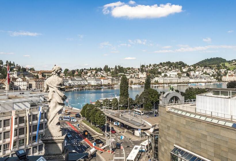 Szálloda Monopol Luzern