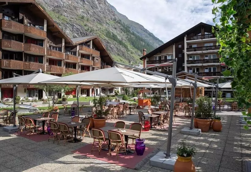 Hotel Schweizerhof Zermatt   A Small Luxury