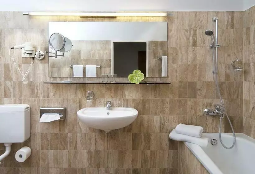 هتل Hecker S Kurfürstendamm