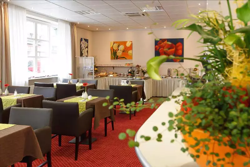 هتل Herbst Berlin