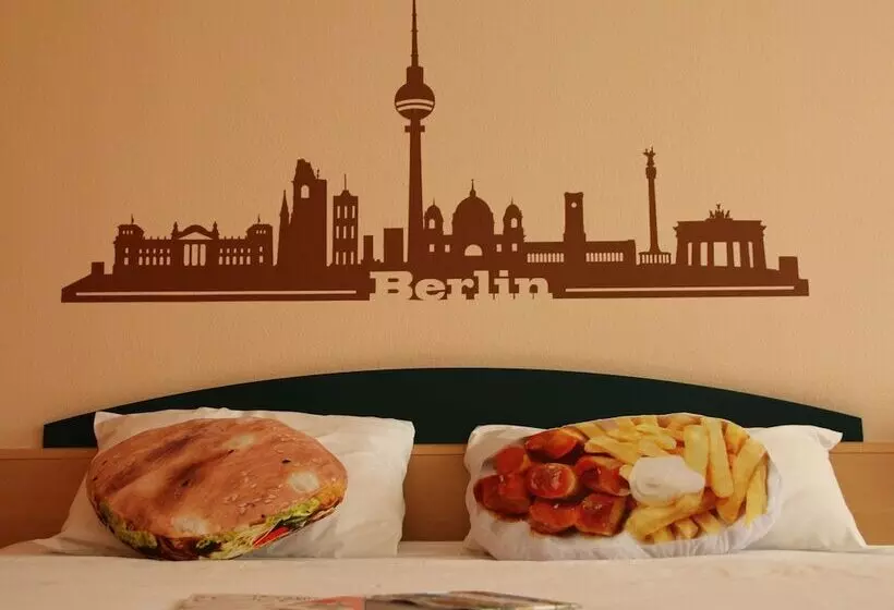 هتل Ibis Berlin Messe