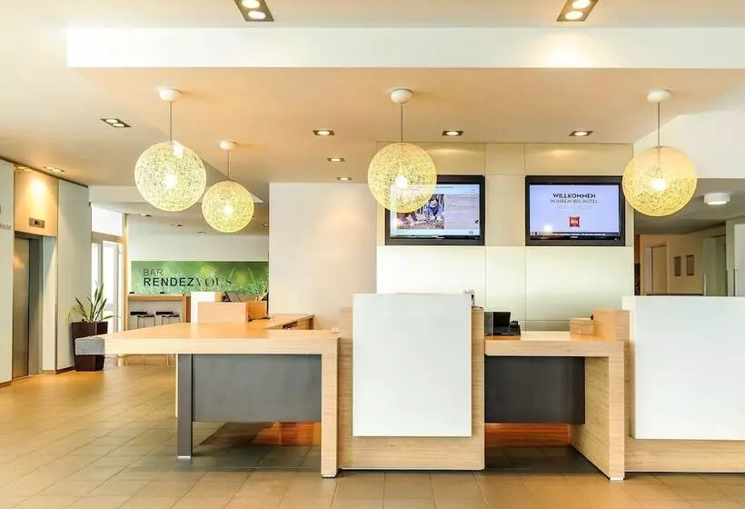 هتل Ibis Berlin Messe