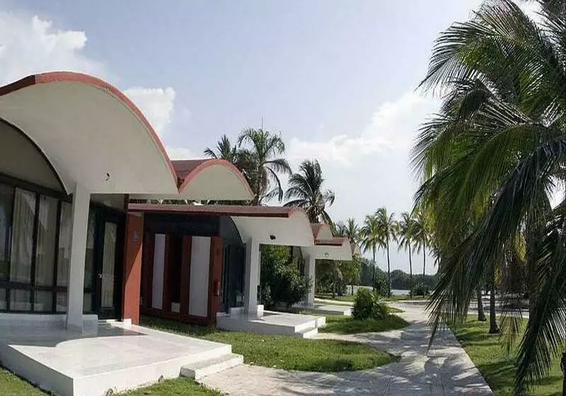 Отель Villa Islazul Bacuranao