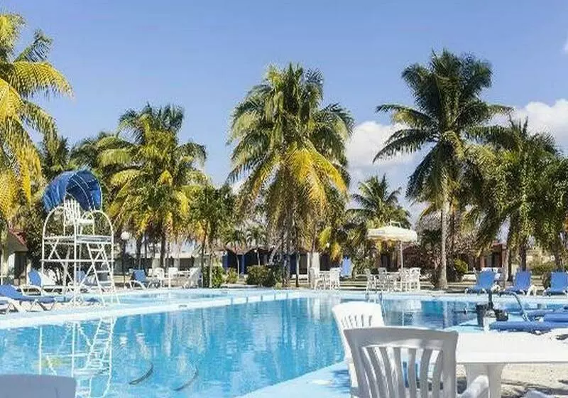 Отель Villa Islazul Bacuranao