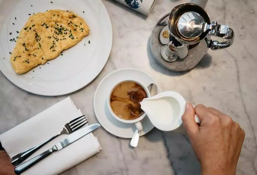 هتل Hyatt Regency Koln