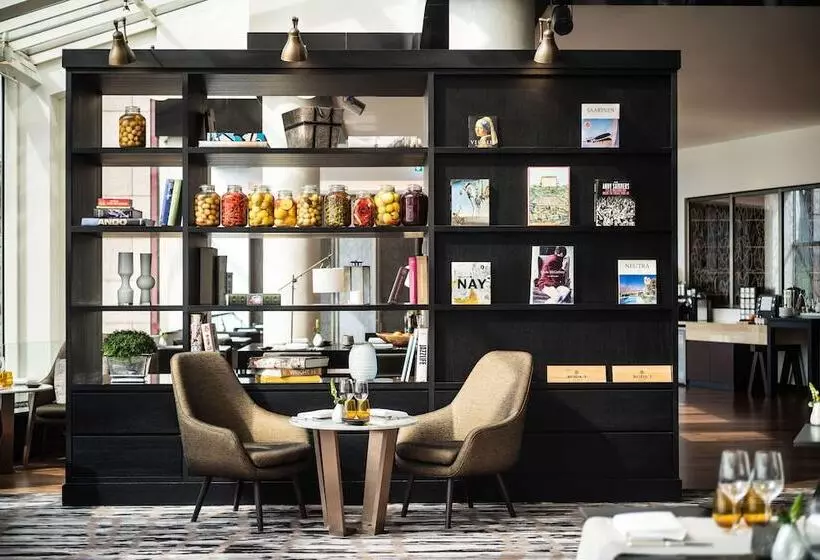 هتل Hyatt Regency Koln