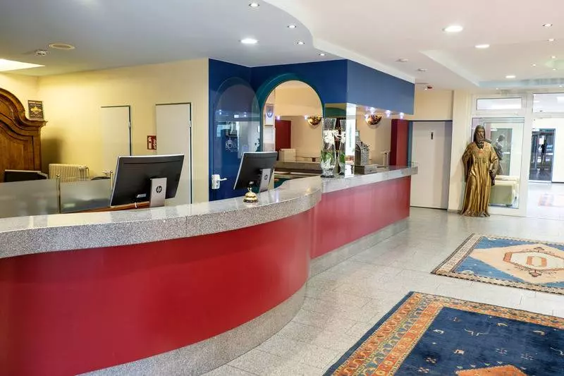 هتل Königshof am Funkturm Business