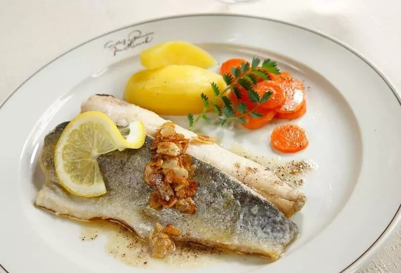 Flair Hotel Gasthof Zum Hirsch