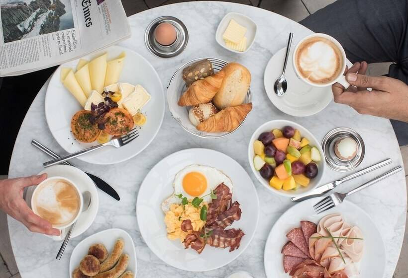 Отель Wyndham Stuttgart Airport Messe