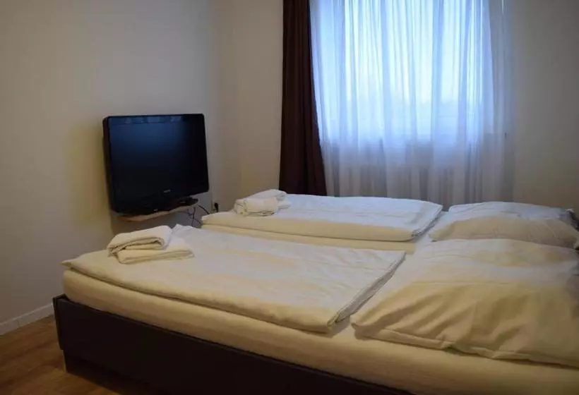 فندق Augustenfelder Hof