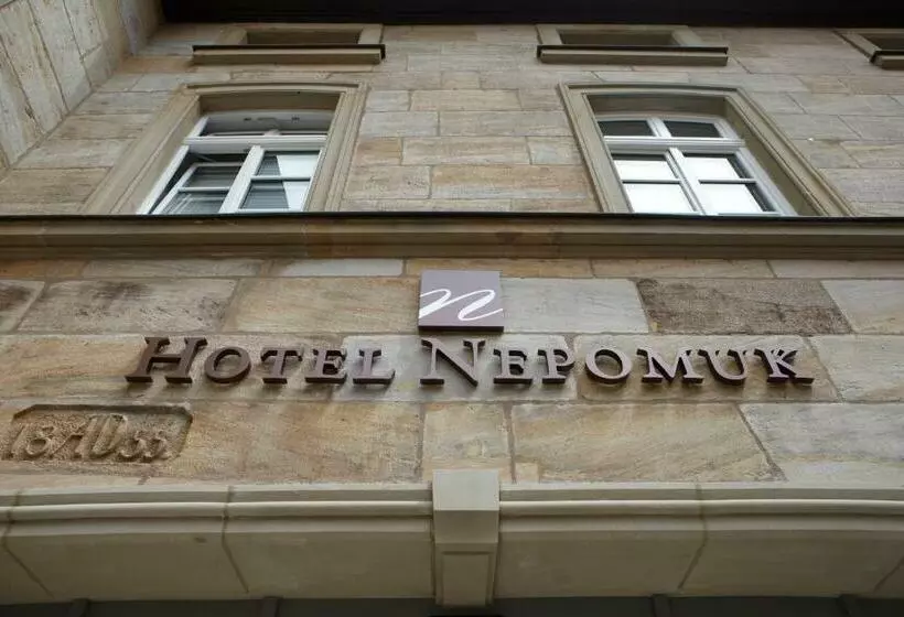 ホテル Nepomuk