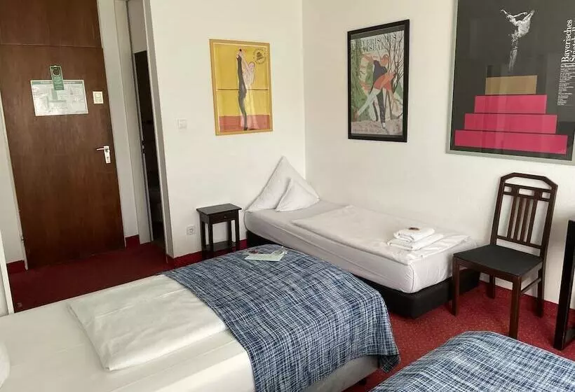 Hotel Nymphenburg City  Munchen