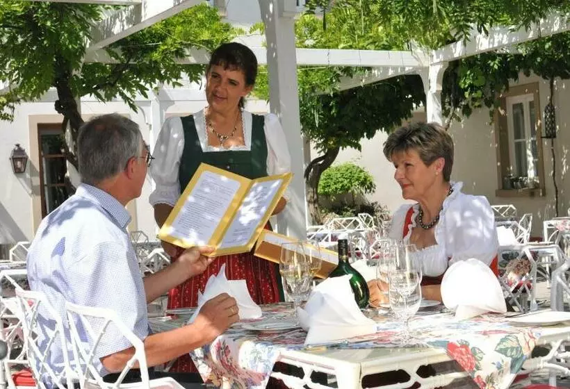 Romantik Hotel Zehntkeller